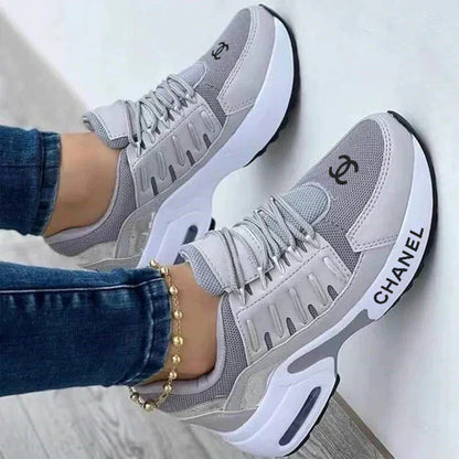 Chanel - Sneakers impermeabili 2025