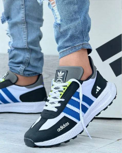 Adidas - Scarpe da ginnastica impermeabili 2025